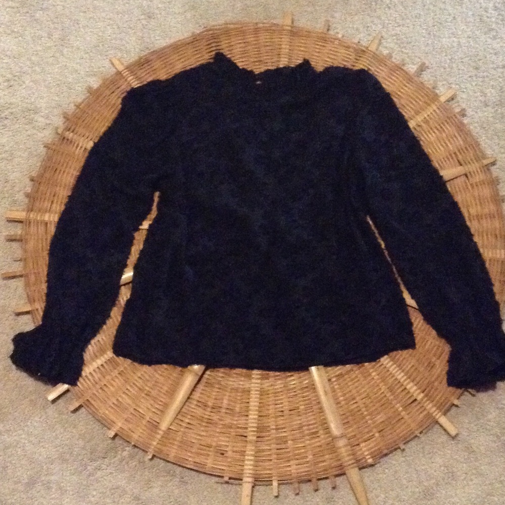 Black long sleeve ruffled wrist blouse